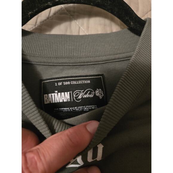 Darc Sport "The Batman" 1 of 500 premium oversized Large tee in ivy green. - Picture 2 of 3